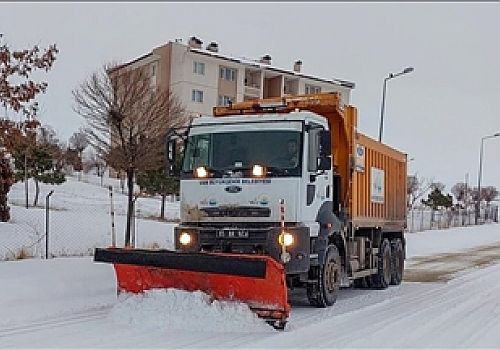 Ardahan'da olumsuz hava koşulları nedeniyle 4 köy yolu ulaşıma kapandı