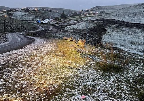 Ardahan’da Sağanak ve Dolu Yağışı Ulaşımı Olumsuz Etkiledi