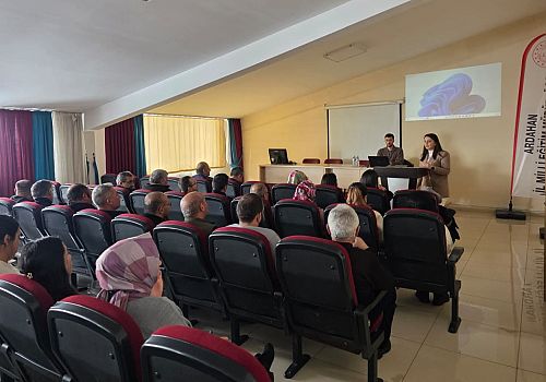 Ardahan’da Sağlıklı Hayat Merkezi Tanıtım Programı Düzenlendi