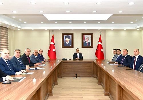 Ardahan’da Sahipsiz Hayvanların Toplanması ve Rehabilitasyonu Konulu Koordinasyon Toplantısı gerçekleştirildi
