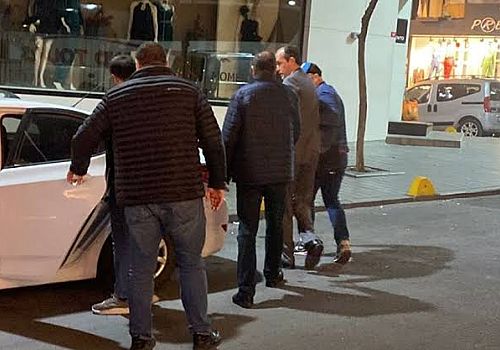 Ardahan da Sahte İran pasaportu kullanan 2 şahıs polis tarafından yakalandı