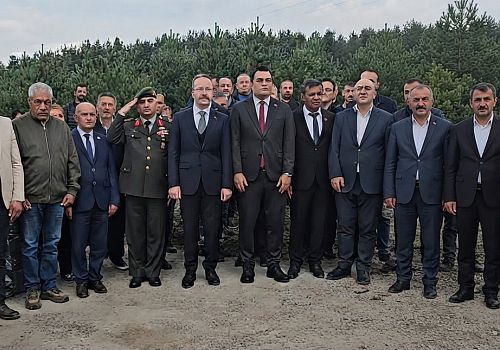 Ardahan’da Şehit ve Gaziler Anıtı Yoğun Katılımla Açıldı