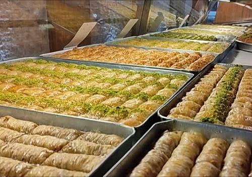 Ardahan da Tatlıcılarda bayram yoğunluğu başladı