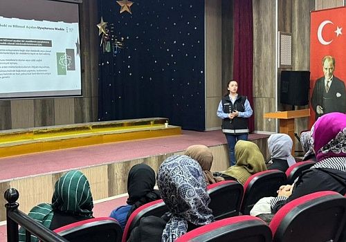 Ardahan’da uyuşturucu ile mücadele çerçevesinde annelere yönelik bilgilendirme eğitimi verildi