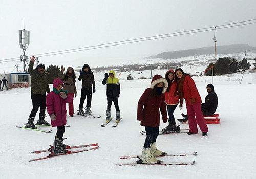 Ardahan da Yalnızçam Kayak Merkezi’nde etkinlik düzenlendi