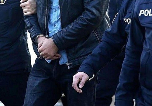 Ardahan'da yapılan yol kontrollerinde 5 düzensiz göçmen yakalandı