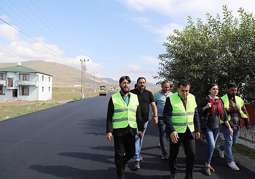 Ardahan’da Yol Mesaisi Başlıyor: Başkan Demir Sıcak Hava İçin Gün Sayıyor