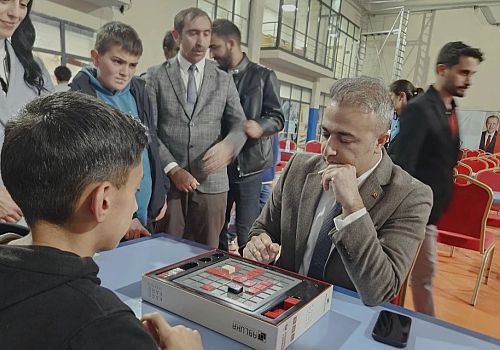 Ardahan daki Akıl ve Zeka Oyunları Turnuvası