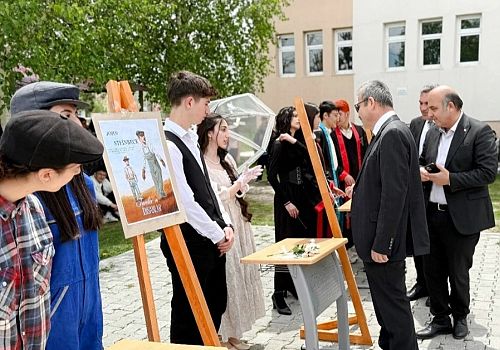 Ardahan daki Roman Karakterlerini Canlandırma Sergisi ve Tarih Sergisi büyük ilgi gördü