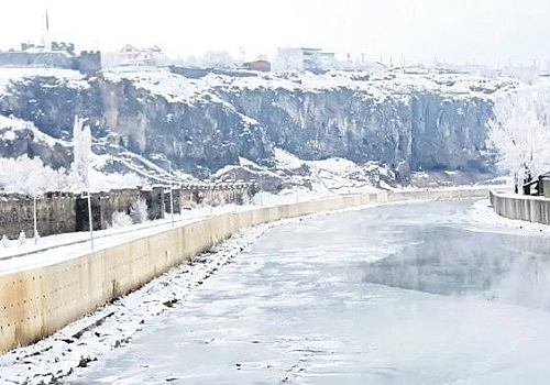 Ardahan Dondu En Düşük Hava Sıcaklığı 11 dereceyle Ardahan'da ölçüldü
