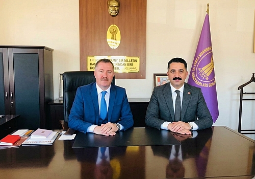 Ardahan Esnaf Odası’nda Nefes Kesen Yarış: Alihanoğlu mu, Özer mi?