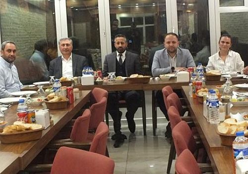Ardahan Haberi: Ak Parti Ardahan Milletvekili Adayı Kaan Koç Biz bir değil iki vekil çıkarmak için uğraşıyoruz