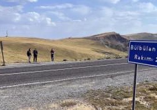 Ardahan Haberi: Ardahan-Ardanuç kara yolunun kapanmamasını talebi 