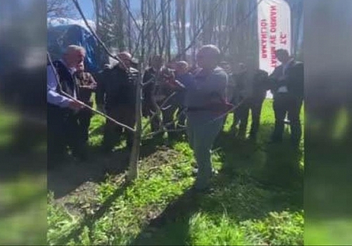 Ardahan Haberi: Ardahan da Çiftçilere budama eğitimi verildi