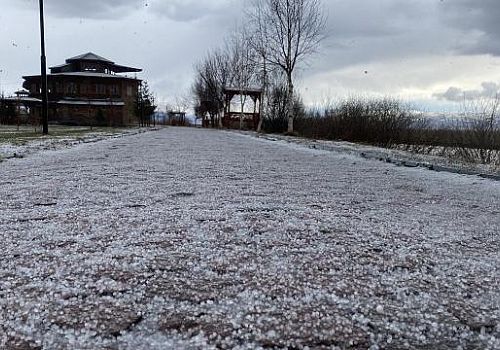 Ardahan Haberi: Ardahan'da sağanak, kar ve dolu etkili oldu