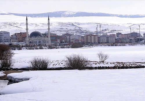 Ardahan Haberi: Ardahan da soğuk hava ve kar yağışının etkisi altında bulunuyor