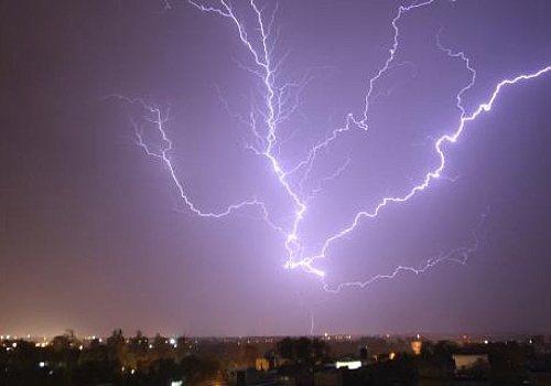 Ardahan Haberi: Ardahan'da yıldırım isabet eden genç hayatını kaybetti