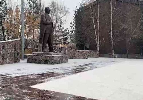 Ardahan Haberi: Ardahan kent merkezine kar yağdı