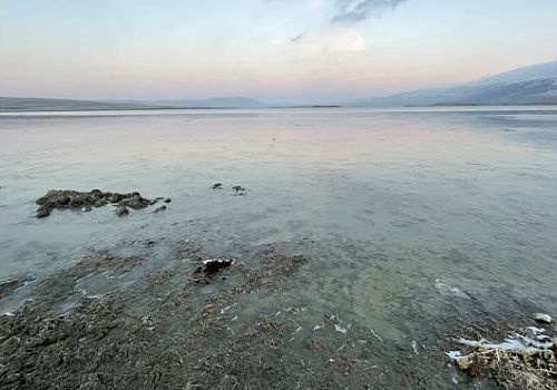Ardahan Haberi: Çıldır Aktaş Gölü'nün yüzeyi kısmen buz tuttu