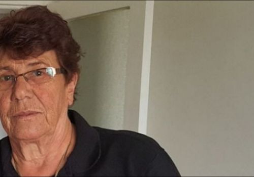 Ardahan Haberi: Çıldır lı Başhemşire Macide Üşenmez vefat etti