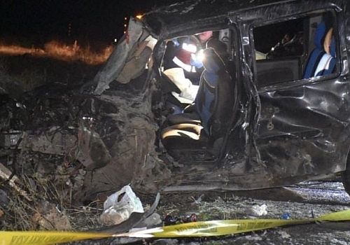 Ardahan Haberi: Kars'ta trafik kazası: 1 ölü, 6 yaralı