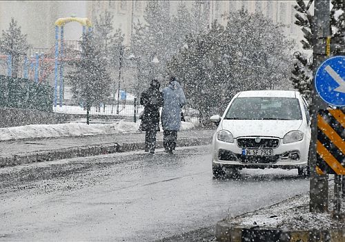 Ardahan Haberi: Kars ve Ardahan'da da kar yağışı ve sis etkili oluyor