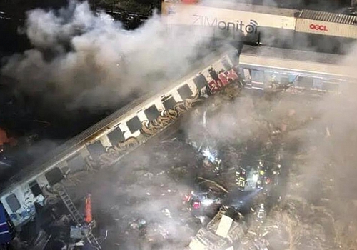 Ardahan Haberi : Yunanistan'da iki tren çarpıştı: 29 ölü, 85 yaralı