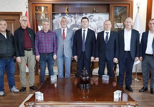 Ardahan Heyetinden Çekmeköy Belediye Başkanı Orhan Çerkez’e Ziyaret