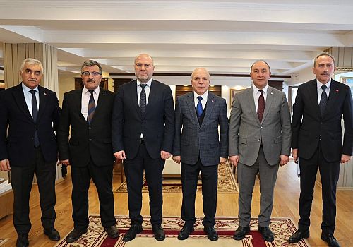Ardahan Heyetinden Erzurum Büyükşehir Belediye Başkanı Sekmen’e Ziyaret