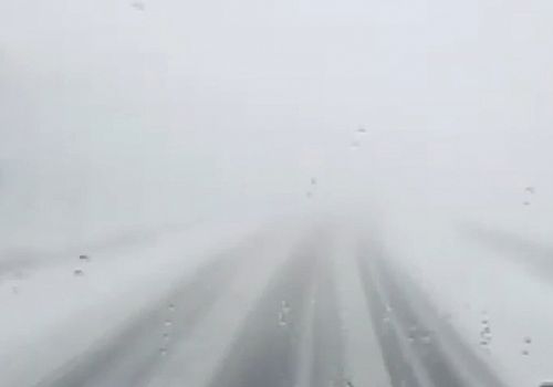 Ardahan'ı Sağanak ve Dolu Vurdu: Ardahan-Kars Karayolu Beyaza Büründü