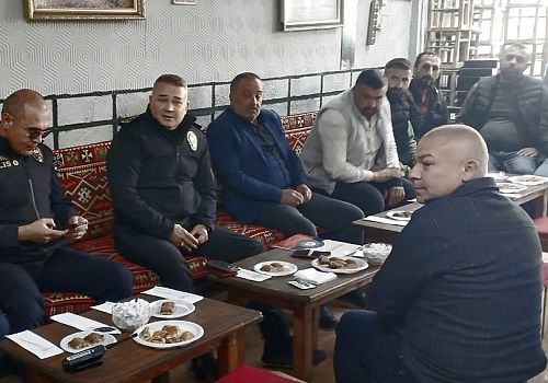 Ardahan İl Emniyet Müdürlüğü Mahalle Muhtarları yla Toplantı yaptı 