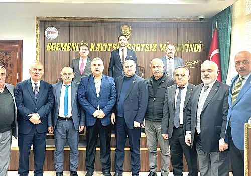 Ardahan İl Genel Meclisi Çıldır Kaymakamnı kınayarak basın açıklaması gerçekleştirdi.