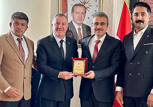 Ardahan İl Milli Eğitim Müdürüne STK larfan Hayırlı olsun ziyareti 
