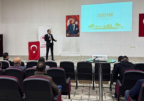 Ardahan İl Tarım ve Orman Müdürlüğü personeli Çıldır lı Muhtarlara eğitim semineri düzenledi