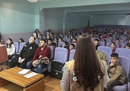 Ardahan İl Tarım ve Orman Müdürlüğünden öğrencilere gıda güvenliği eğitimi verildi.