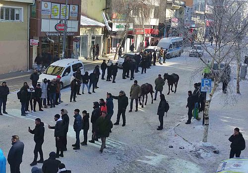 Ardahan'ın düşman işgalinden kurtuluşunun 104'üncü yıl dönümü törenle kutlandı