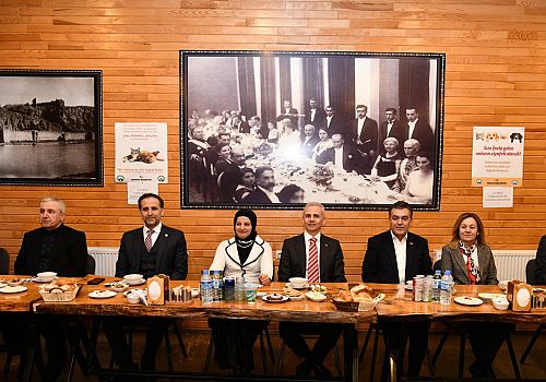 Ardahan’ın Kurtuluşunun 105’inci Yılında Anlamlı İftar Buluşması