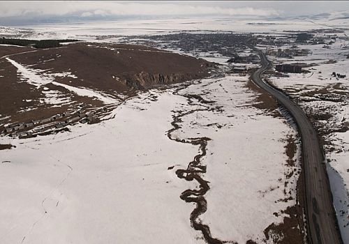 Ardahan ın menderesleri, kışın da ayrı güzellik sunuyor.