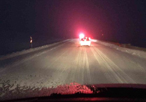 Ardahan’ın yüksek rakımlı bölgelerinde kar ve tipi ulaşımı aksatıyor
