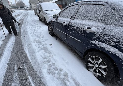 Ardahan kar yağışının ardından beyaza büründü.