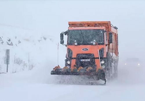 Ardahan-Kars ve Kars- Göle kara Yolu, tır ve çekicilerin geçişine kapatıldı.