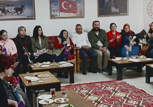 Ardahan Kent Konseyi, Anneler Günü dolayısıyla anlamlı bir etkinliğe imza attı