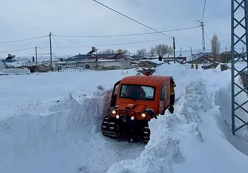 Ardahan Nebioğlu Köyü’nde Kar ve Tipiye Rağmen Medikal Müdahale