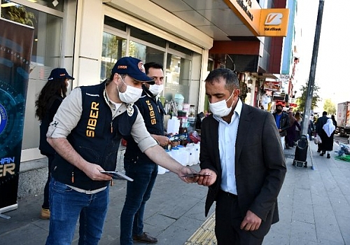 Ardahan polisi vatandaşı hırsızlığa karşı bilgilendirdi