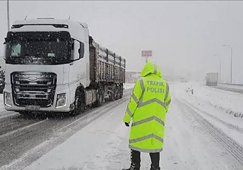 Ardahan-Şavşat kara yolunda ulaşım normale döndü