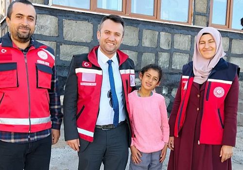 Ardahan Sosyal Hizmet Merkezi’nden İşitme Engellilere Evde Destek Ziyareti