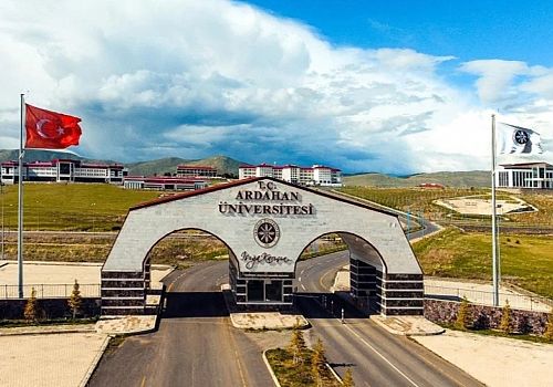 Ardahan Üniversitesi Akademik Kadrosunu Güçlendiriyor: Başvuru Dosyalarında Dikkat Çeken Detaylar!