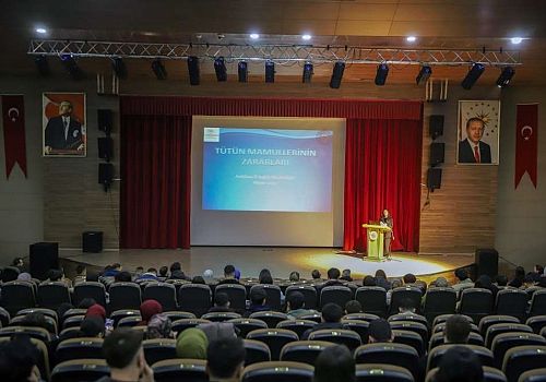 Ardahan Üniversitesi’nde Bağımlılıkla Mücadele Konferansı Düzenlendi