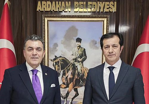 Ardahan Üniversitesi Rektörü Prof. Dr. Öztürk Emiroğlu’ndan Belediye Başkanı Faruk Demir’e Ziyaret