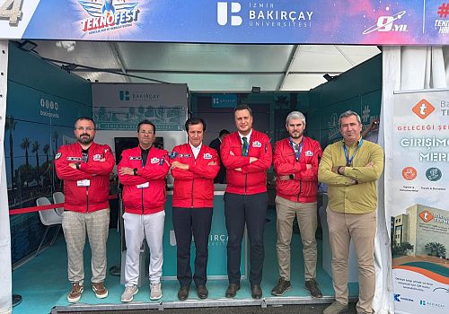 Ardahan Üniversitesi Rektörü Prof. Dr. Öztürk Emiroğlu TEKNOFEST Güneydoğu’da Temaslarda Bulundu